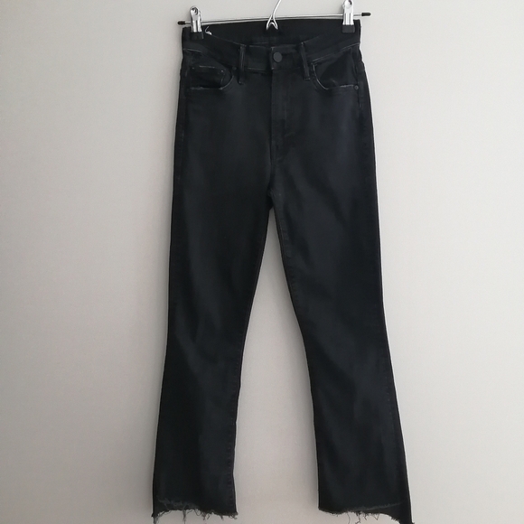 Mother Insider Crop Step Fray Hem Bootcut Jeans in Not Guilty Black 24 - Picture 3 of 16
